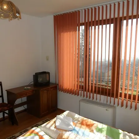 House Mirlevi Вилла