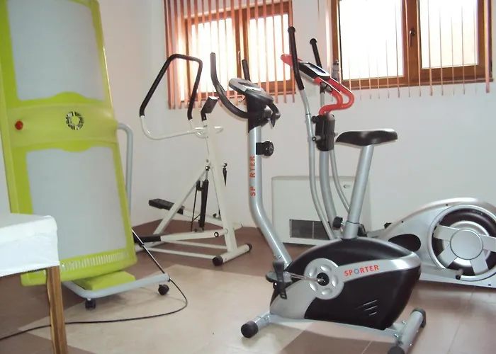 House Mirlevi Villa *