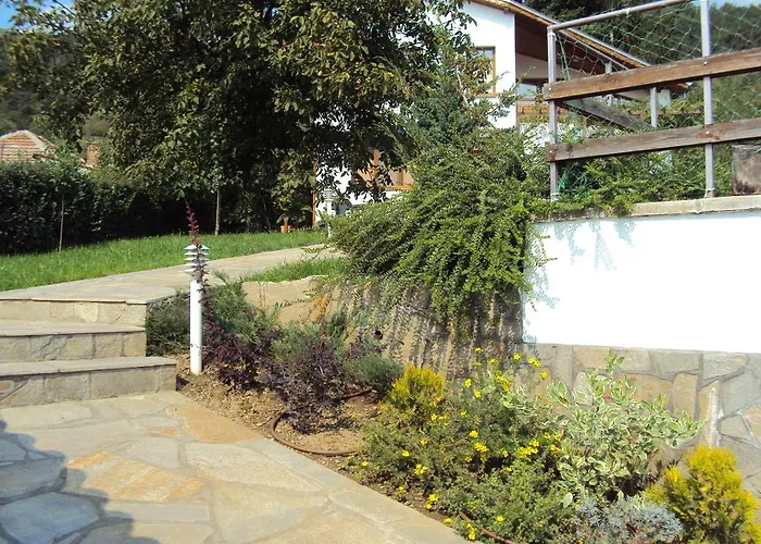 House Mirlevi * Shipka