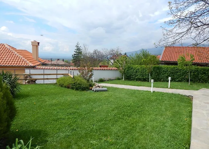 House Mirlevi * Shipka