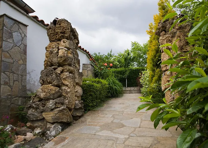 House Mirlevi * Shipka